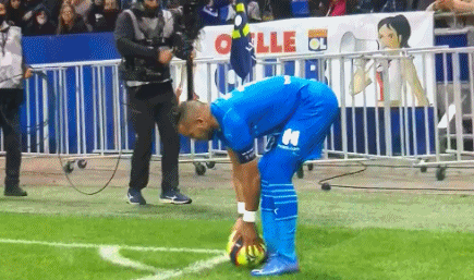 哈兰德身价飙升至2亿欧元，与亚马尔并列世界第一