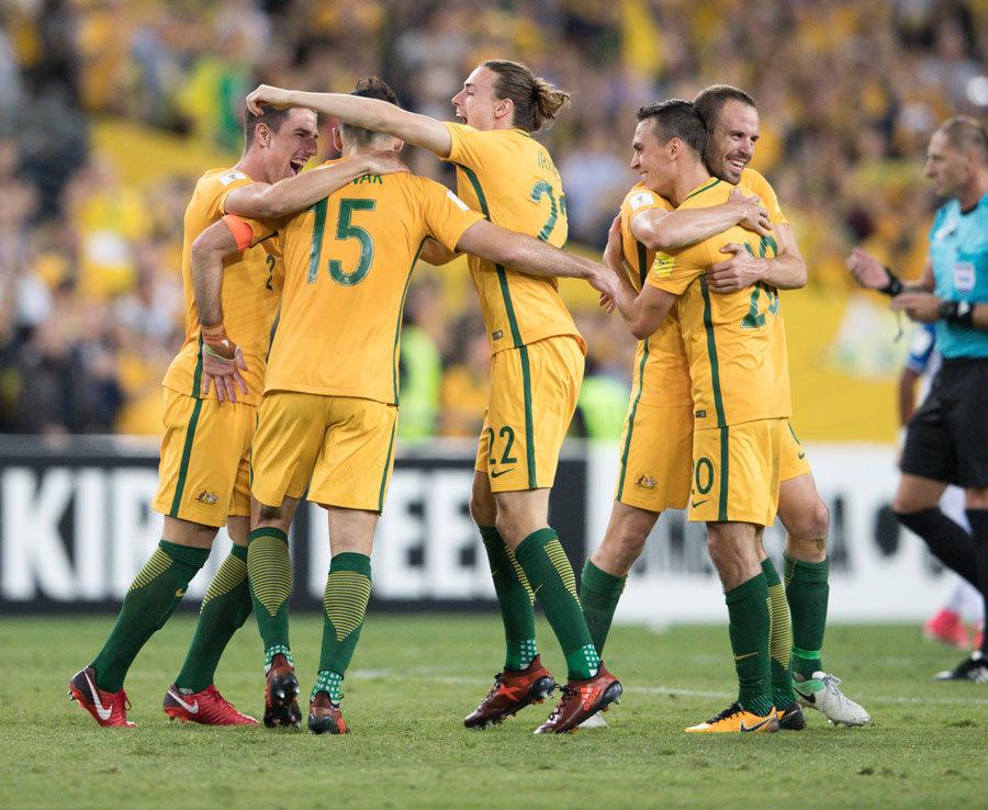 TA：曼联连续88个赛季有自家青训球员出战的纪录面临终结危机