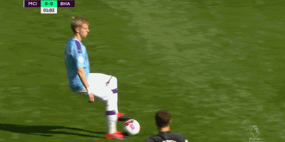 小波特连续三场比赛砍下30+&命中5个三分，篮网队史首人