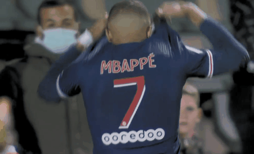 阿图博卢：参加世界杯是我的目标；接替诺伊尔？我走自己的路（阿图博卢：目标是踢世界杯；谈接班诺伊尔——我走自己的路）