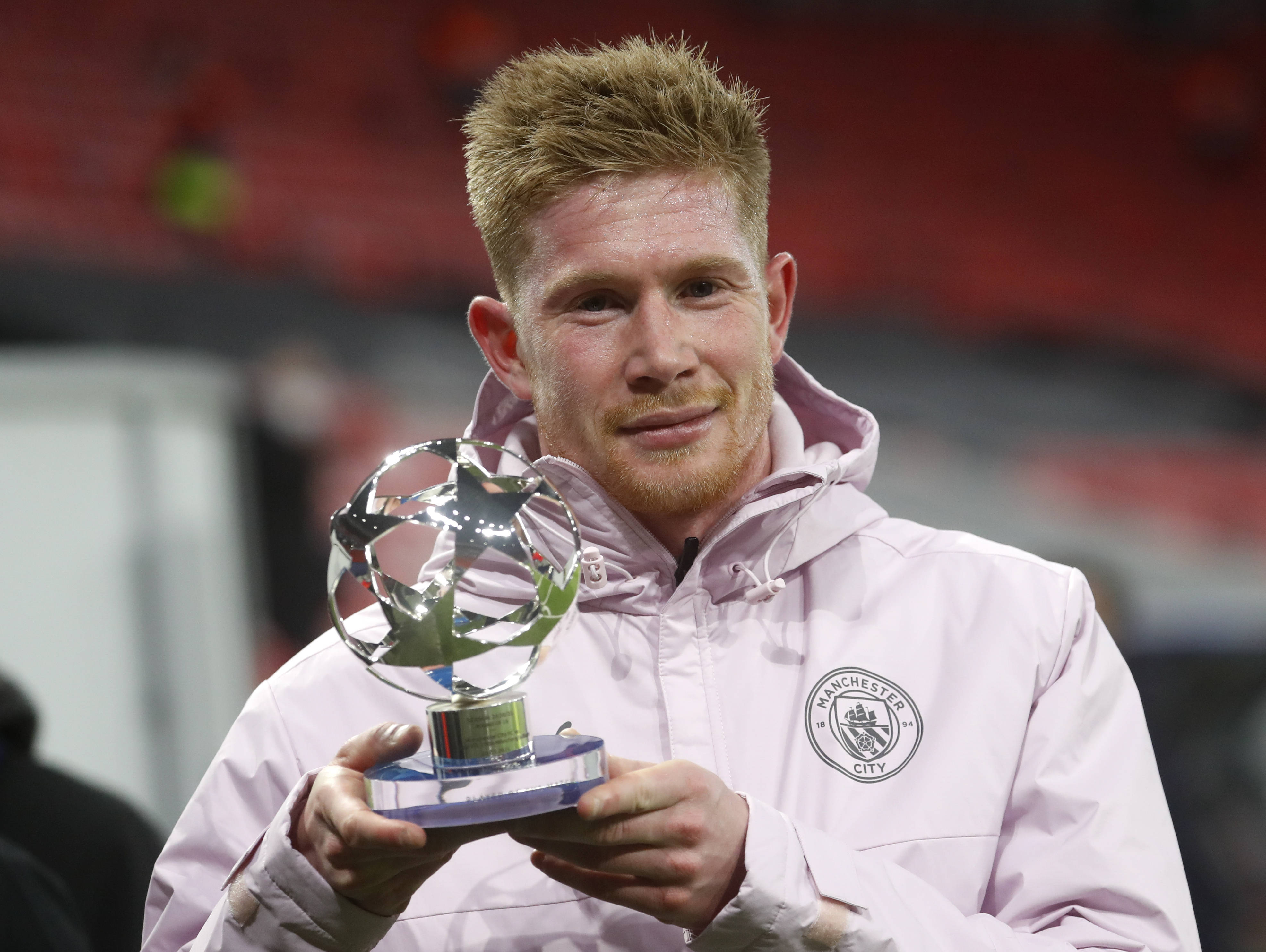 阿尔卡拉斯为了表演赛也是拼了，不过这种e人性格观众是肯定愿意买票的